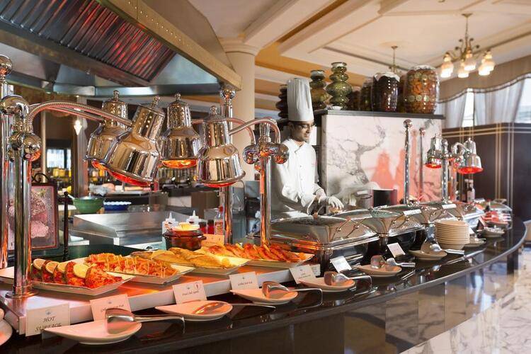 Erth Abu Dhabi (Ex.Armed Forces Officers Club & Hotel)