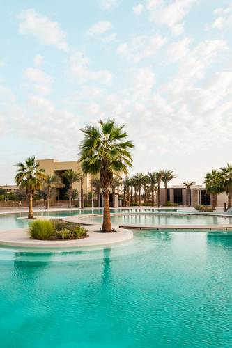 Erth Abu Dhabi (Ex.Armed Forces Officers Club & Hotel)