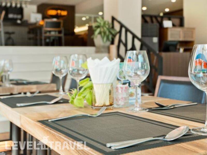 Фотография Adelphi Hotel Фотография Adelphi Hotel