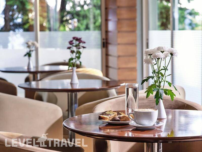 Фотография The Blazer Suites Hotel