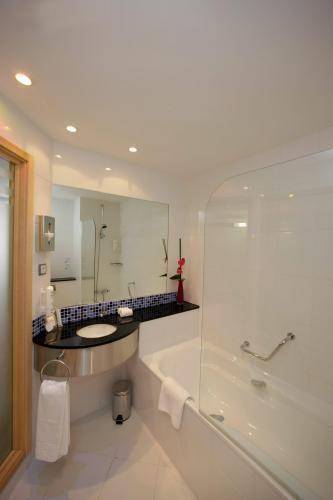 Holiday Inn Express Barcelona City 22@ — фото 29