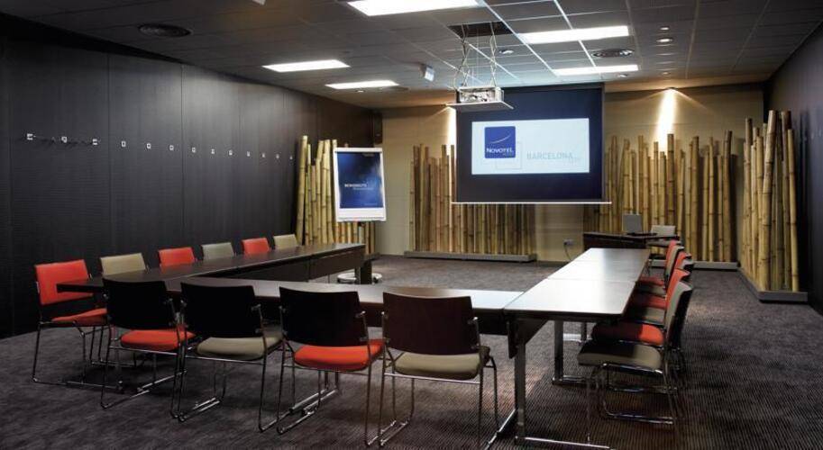 Novotel Barcelona City — фото 37