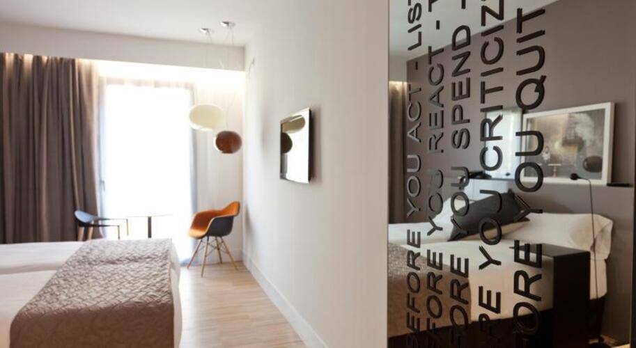 Alexandra Barcelona - A Doubletree By Hilton Hotel — фото 7