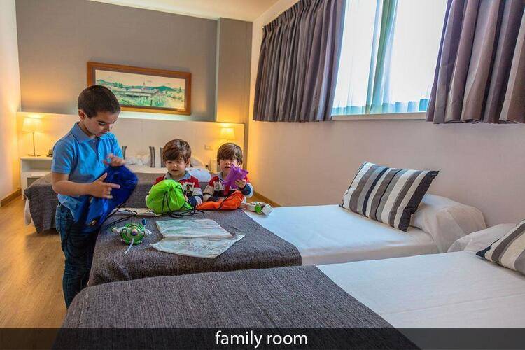 Aparthotel Atenea — фото 16