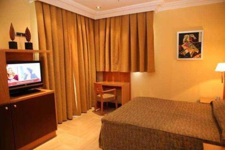 Nouvel Hotel — фото 37