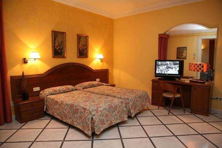 Nouvel Hotel — фото 43