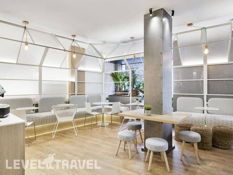 Фотография Laumon Hotel