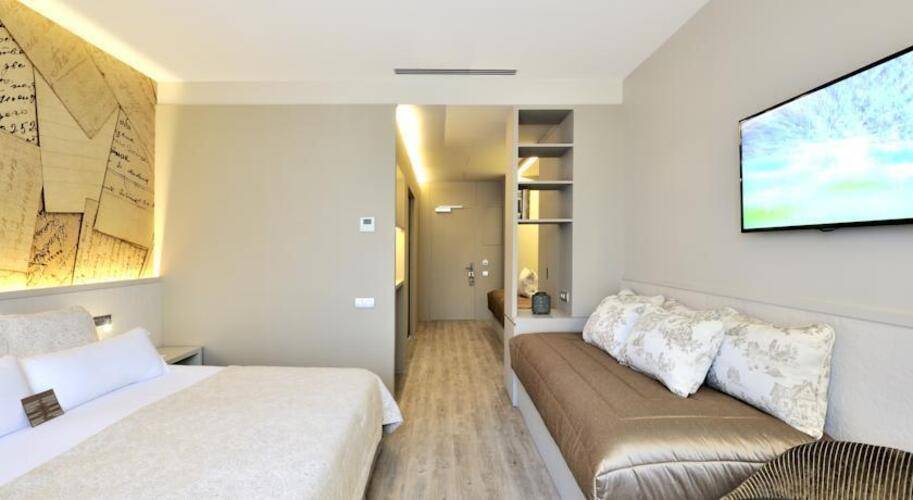 Duquesa De Cardona Hotel — фото 5