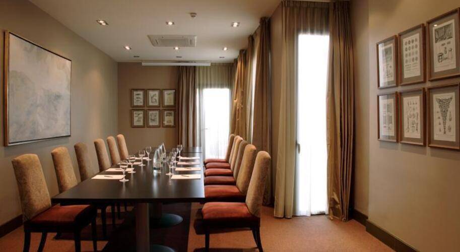 Duquesa De Cardona Hotel — фото 15