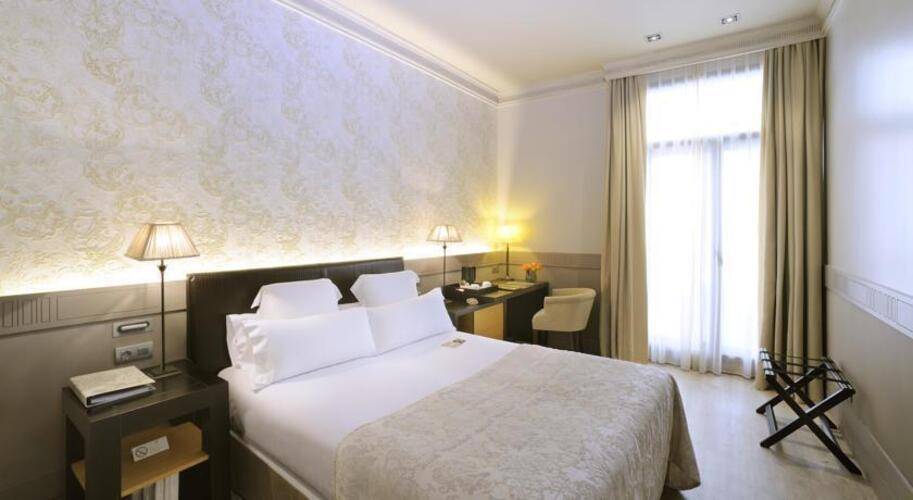 Duquesa De Cardona Hotel — фото 12