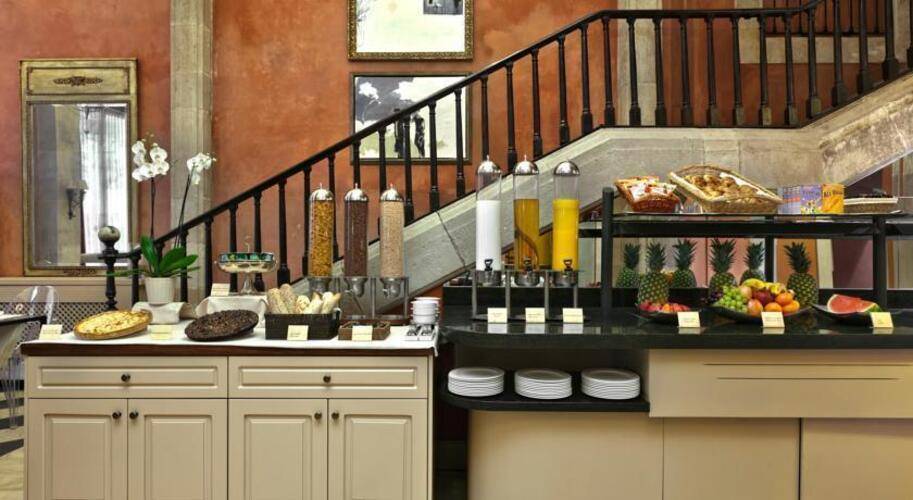 Duquesa De Cardona Hotel — фото 25