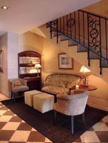 Duquesa De Cardona Hotel — фото 37