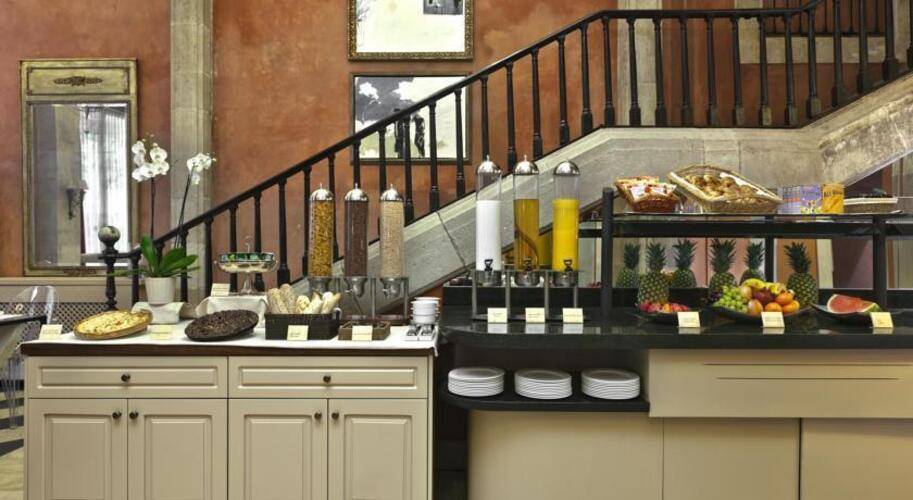 Duquesa De Cardona Hotel — фото 28