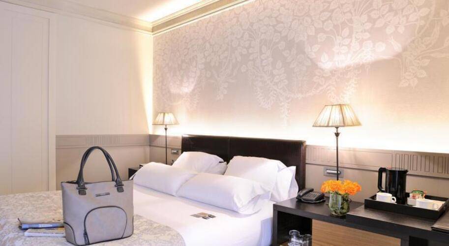 Duquesa De Cardona Hotel — фото 20