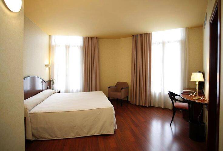 Hotel Caledonian — фото 2