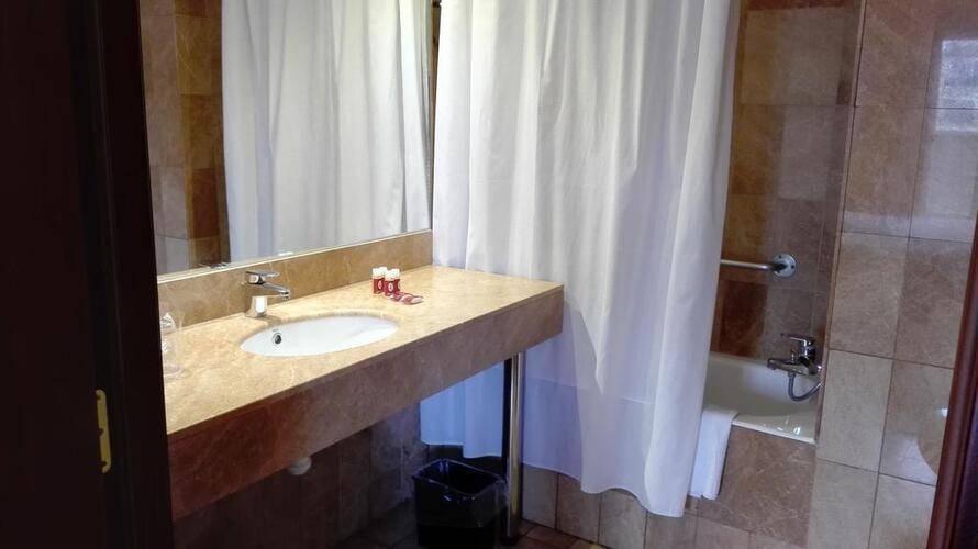 Hotel Caledonian — фото 28