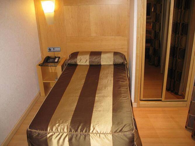 Hotel Caledonian — фото 11