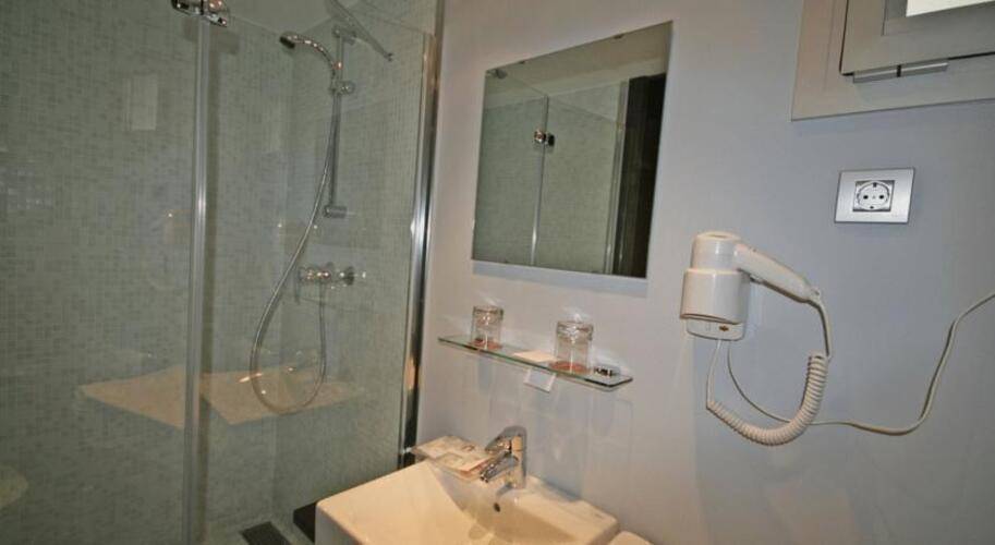 Hotel Madanis Liceo