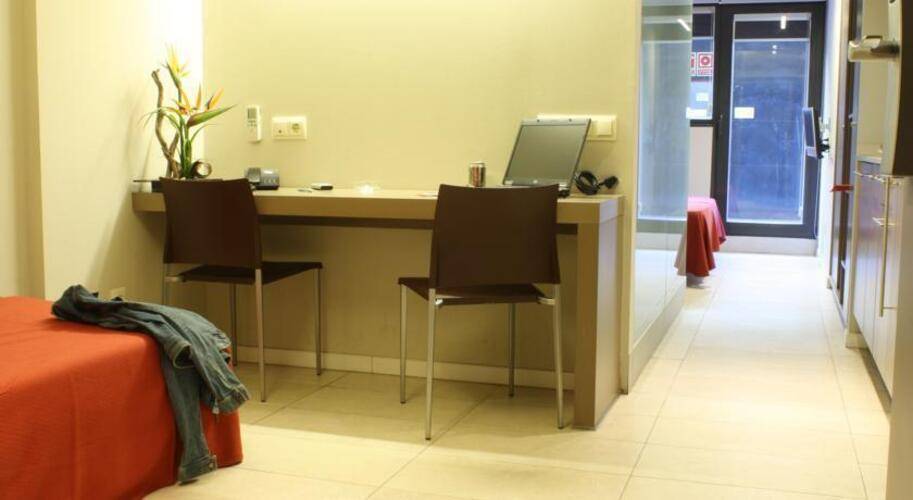 Aparthotel Bcn Montjuic — фото 38