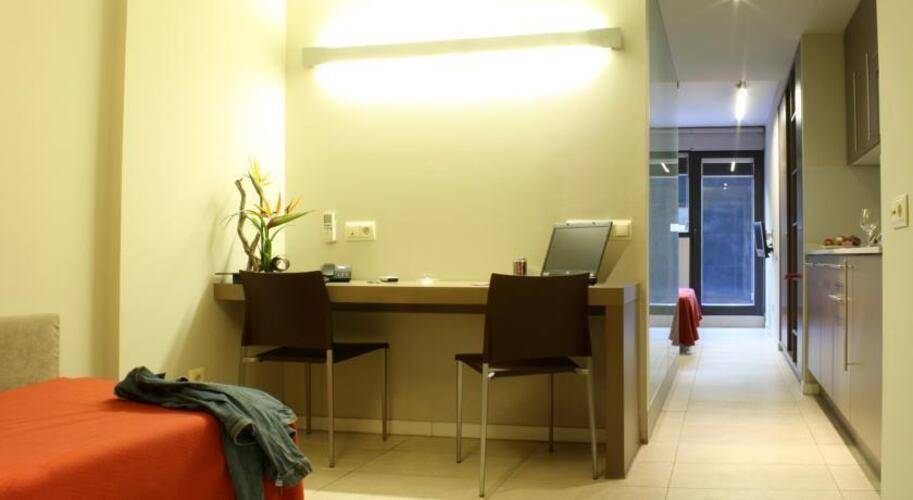 Aparthotel Bcn Montjuic — фото 9