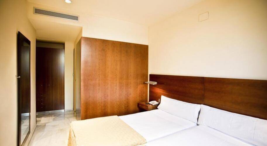 Hotel Carlit — фото 17