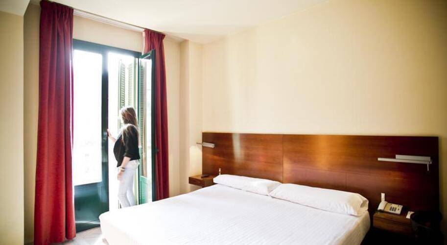 Hotel Carlit — фото 2