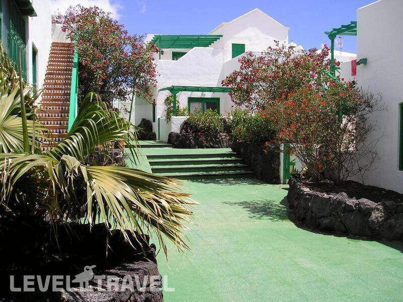 Фотография Apartamentos Celeste