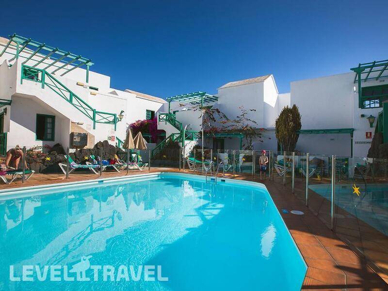 Фотография Apartamentos Celeste