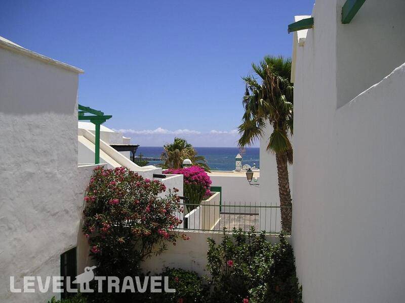 Фотография Apartamentos Celeste