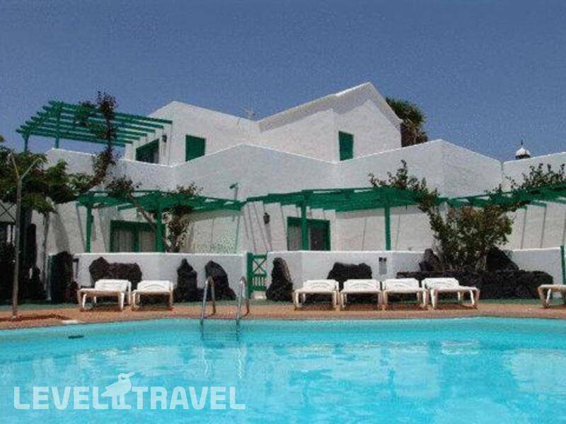 Фотография Apartamentos Celeste