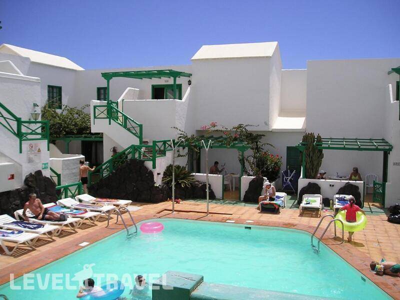 Фотография Apartamentos Celeste