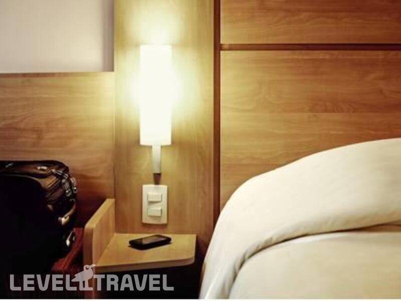 Фотография Ibis Barcelona Santa Coloma