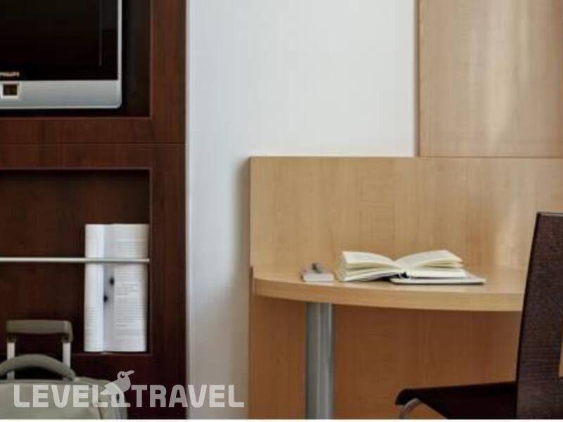 Фотография Ibis Barcelona Santa Coloma