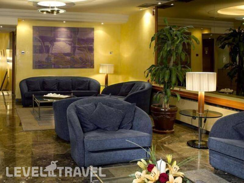 Фотография Hotel Ciudad De Castelldefels