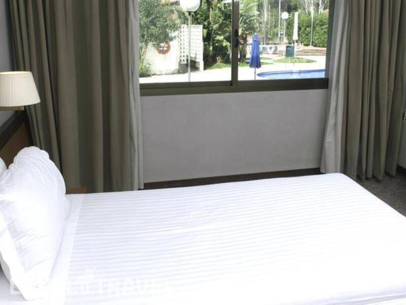 Фотография Hotel Ciudad De Castelldefels