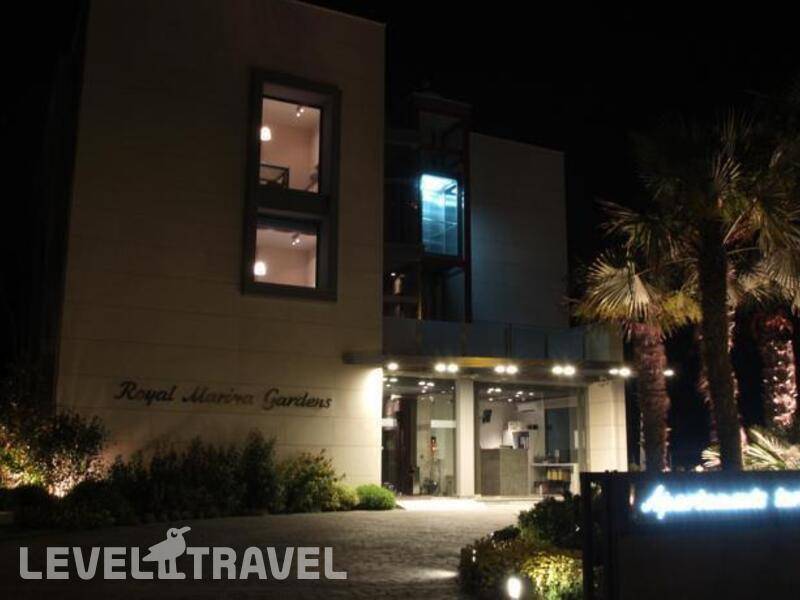 Фотография Apartamentos Turísticos Royal Marina Gardens