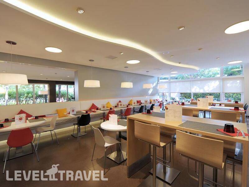 Фотография Ibis Barcelona Cornella