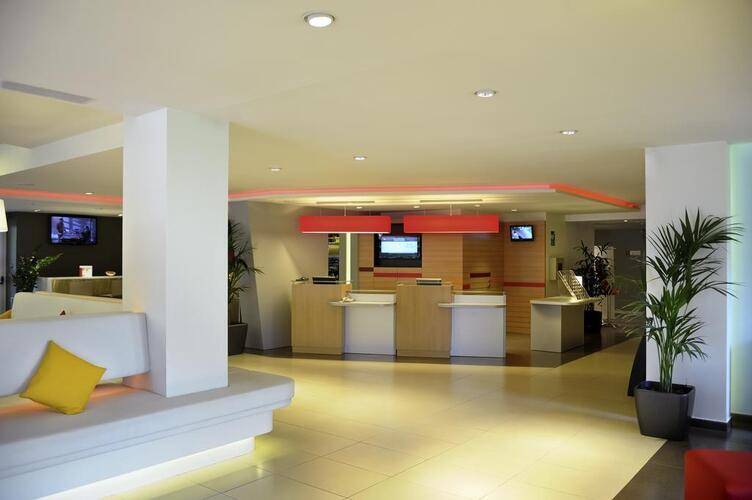 Ibis Barcelona Cornella — фото 11