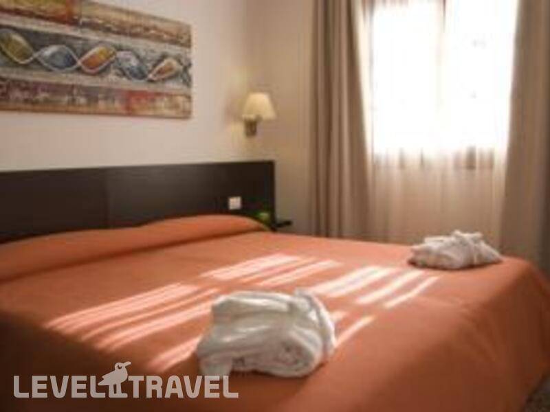 Фотография Suite Hotel Jardín Dorado