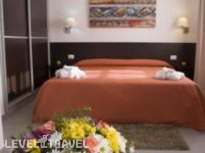 Фотография Suite Hotel Jardín Dorado