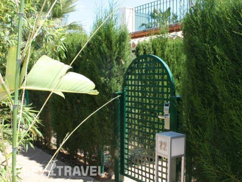 Фотография Hotel Les Rotes