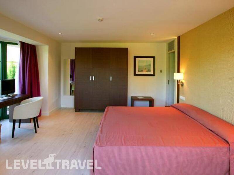 Фотография Hotel Les Rotes