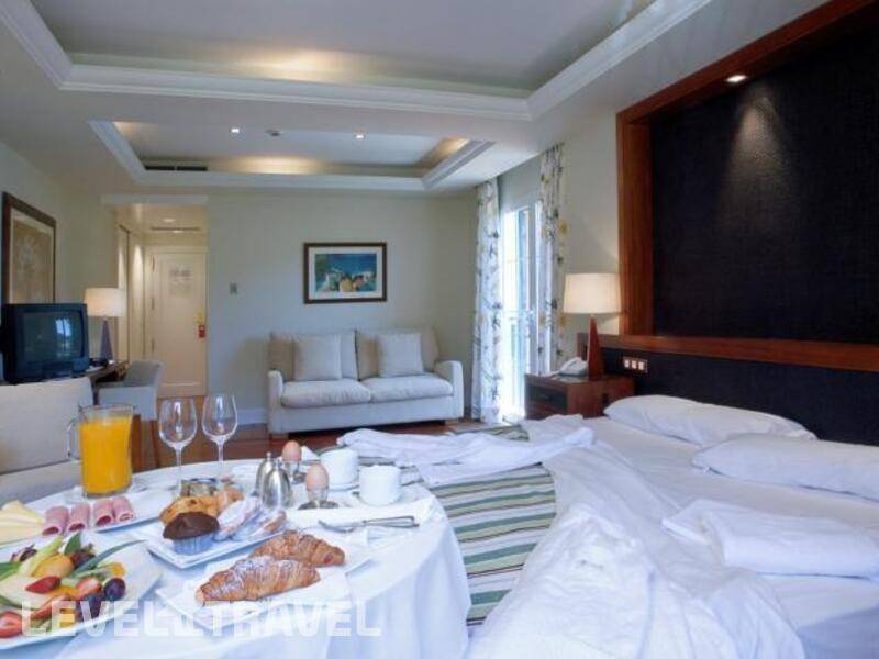 Фотография Hotel Les Rotes
