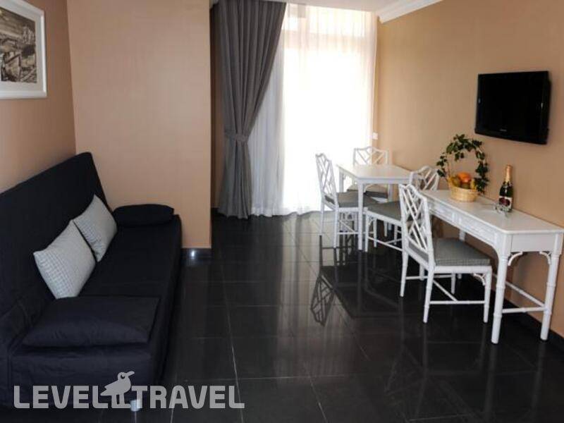 Фотография Apartamentos Rf Bambi