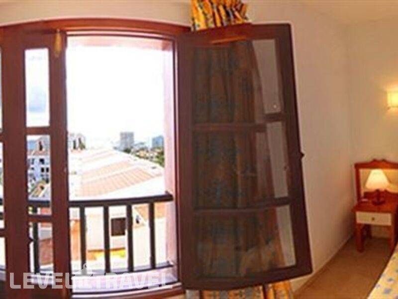 Фотография Reveron Apartments