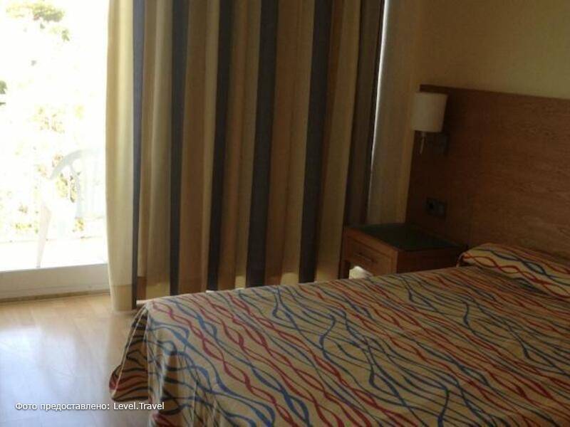 Фотография Hotel Costa Portals