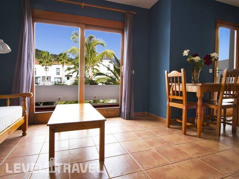 Фотография Apartamentos Los Rosales
