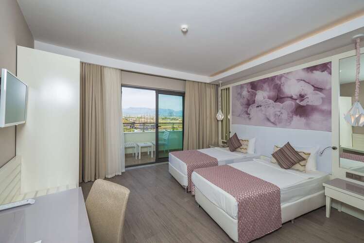 Diamond Premium Hotel & Spa