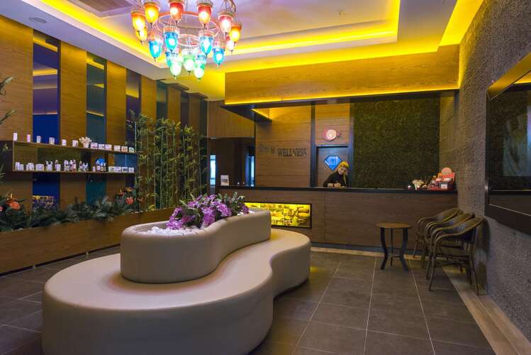 Diamond Premium Hotel & Spa
