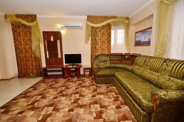 Мишель Отель